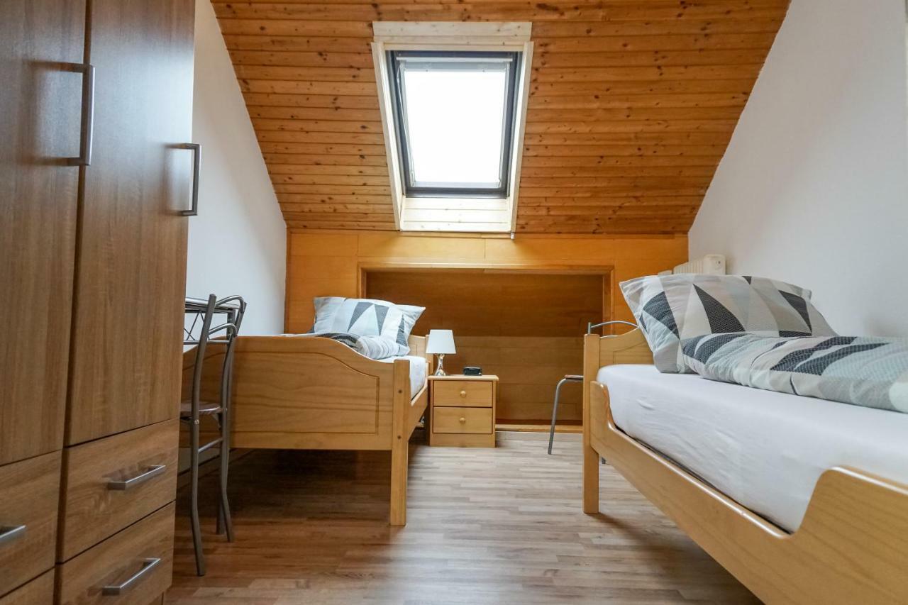 Monteurzimmer Hochsal Appartement Laufenburg Buitenkant foto